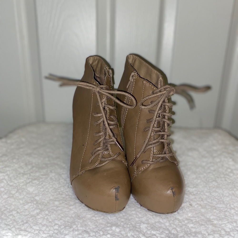 Platform heels